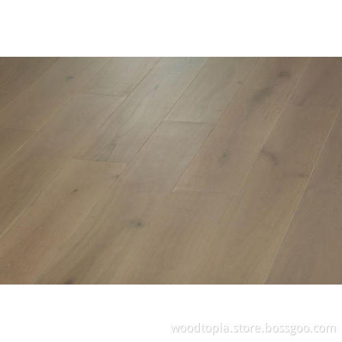 Light brown three-story solid wood flooring